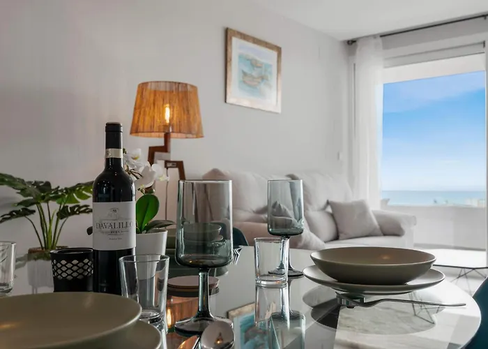 Vivi Homes - Sultana Gym, Pool, Terrace & Sea View * Фуэнхирола