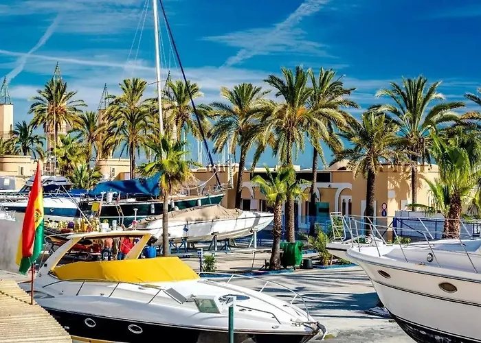 Vivi Homes - Sultana Gym, Pool, Terrace & Sea View Фуэнхирола