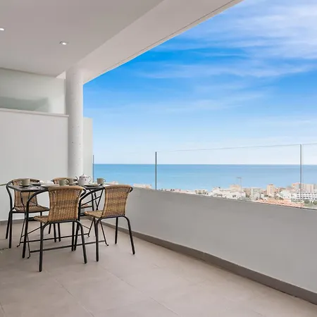 Vivi Homes - Sultana Gym, Pool, Terrace & Sea View Apartment Fuengirola