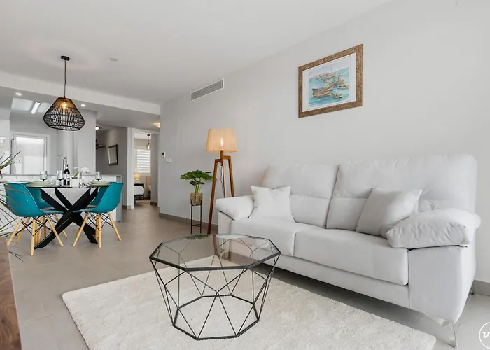 Vivi Homes - Sultana Gym, Pool, Terrace & Sea View Fuengirola