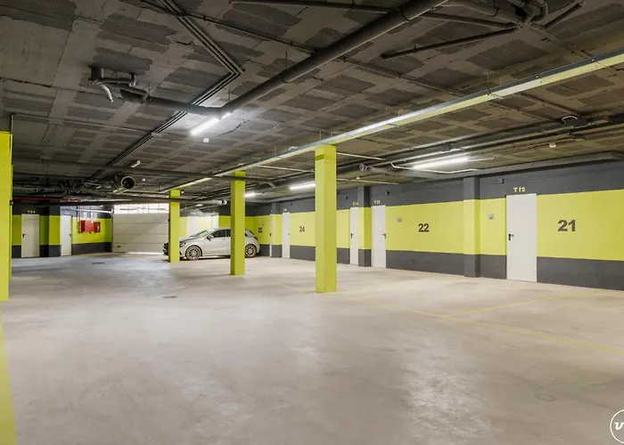 Vivi Homes - Sultana Gym, Pool, Terrace & Sea View *