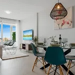 Vivi Homes - Sultana Gym, Pool, Terrace & Sea View * Fuengirola