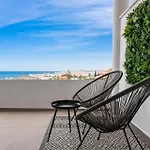 Vivi Homes - Sultana Gym, Pool, Terrace & Sea View *