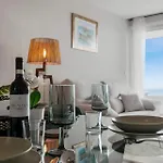 Vivi Homes - Sultana Gym, Pool, Terrace & Sea View * Fuengirola